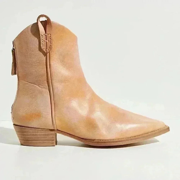 Free People We The Free Wesley Ankle Boots in Papaya Size 37.5/7.5 new - Picture 2 of 5